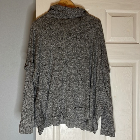 Anthropologie Postmark Lessen Cowl Neck Sweater Size Medium - Picture 4 of 4